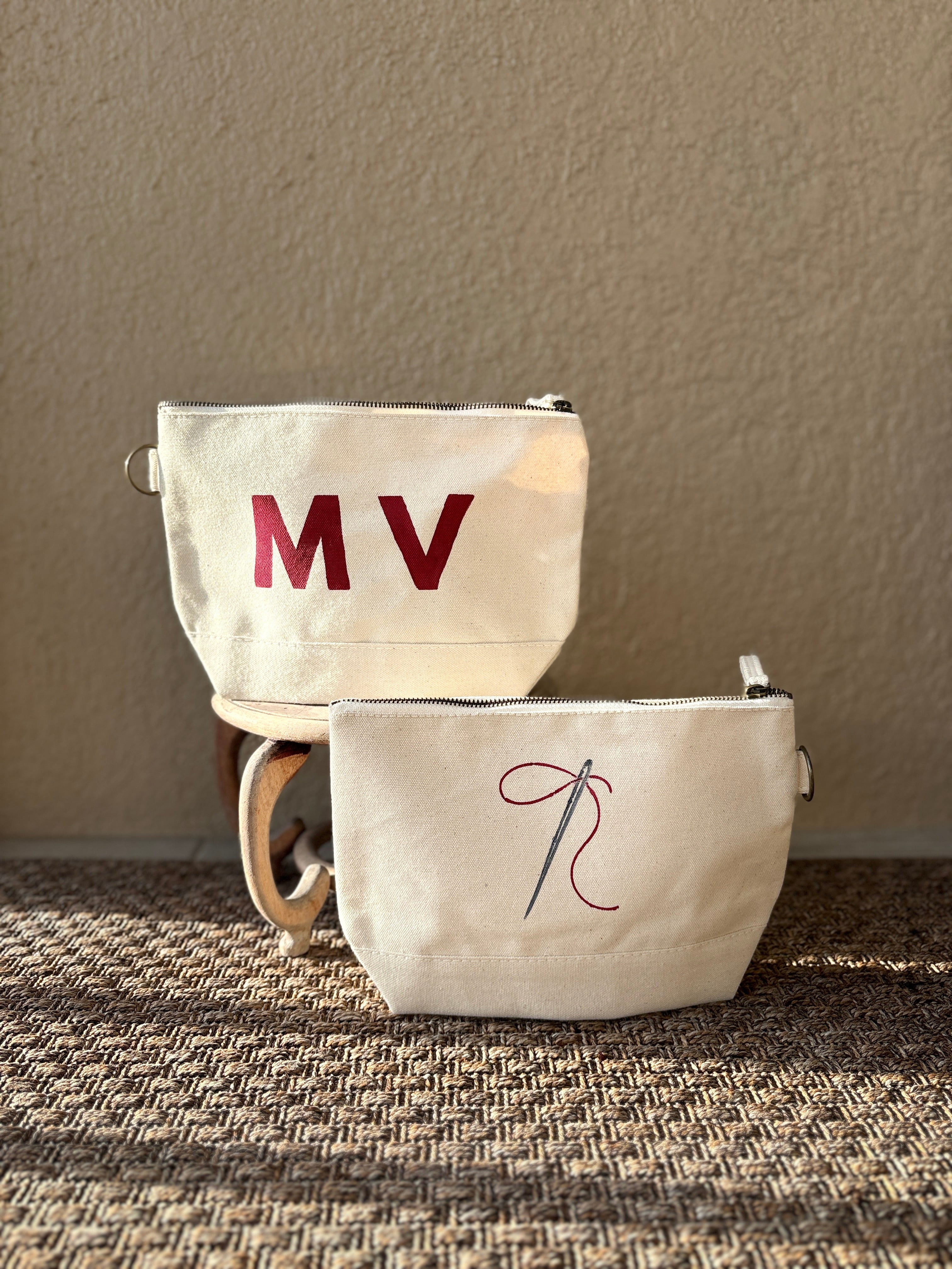 MV needle pouch