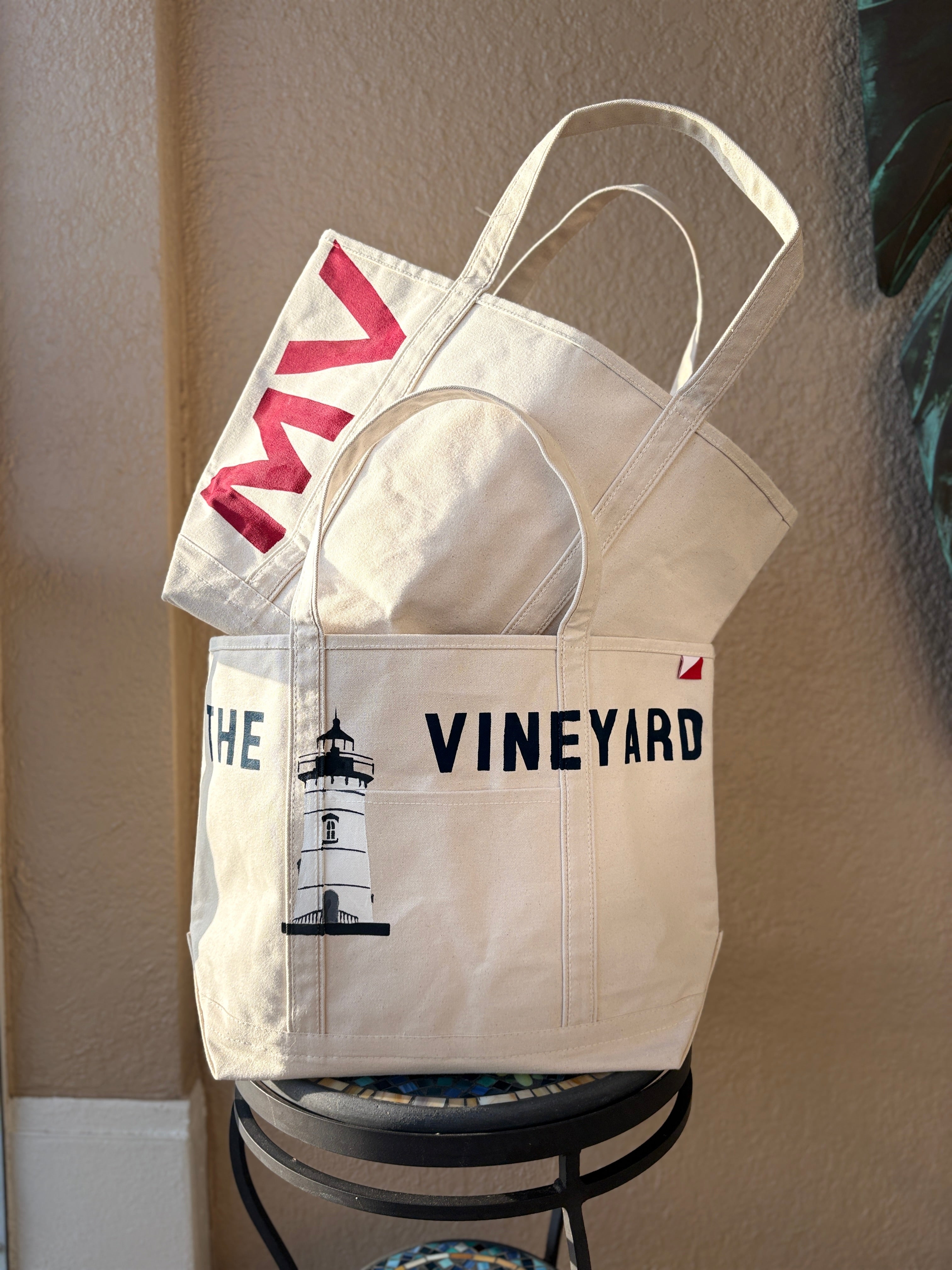 Edgartown Lighthouse Lrge Tote MV