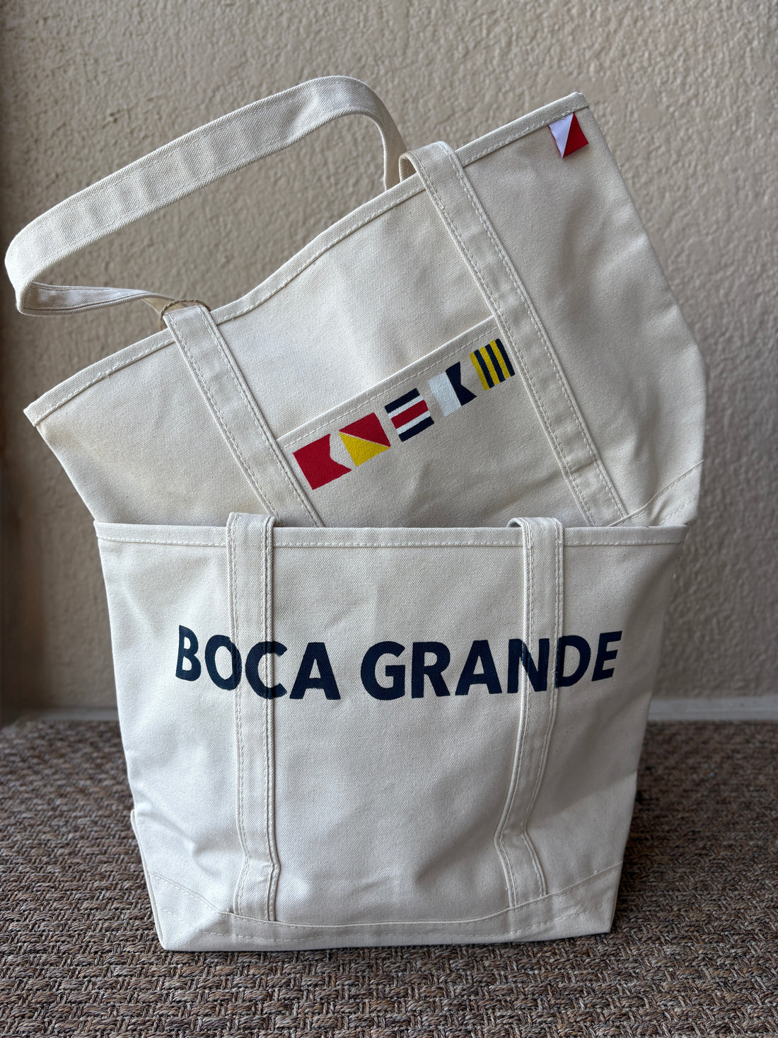 BOCA G Signal Flag medium carryall tote