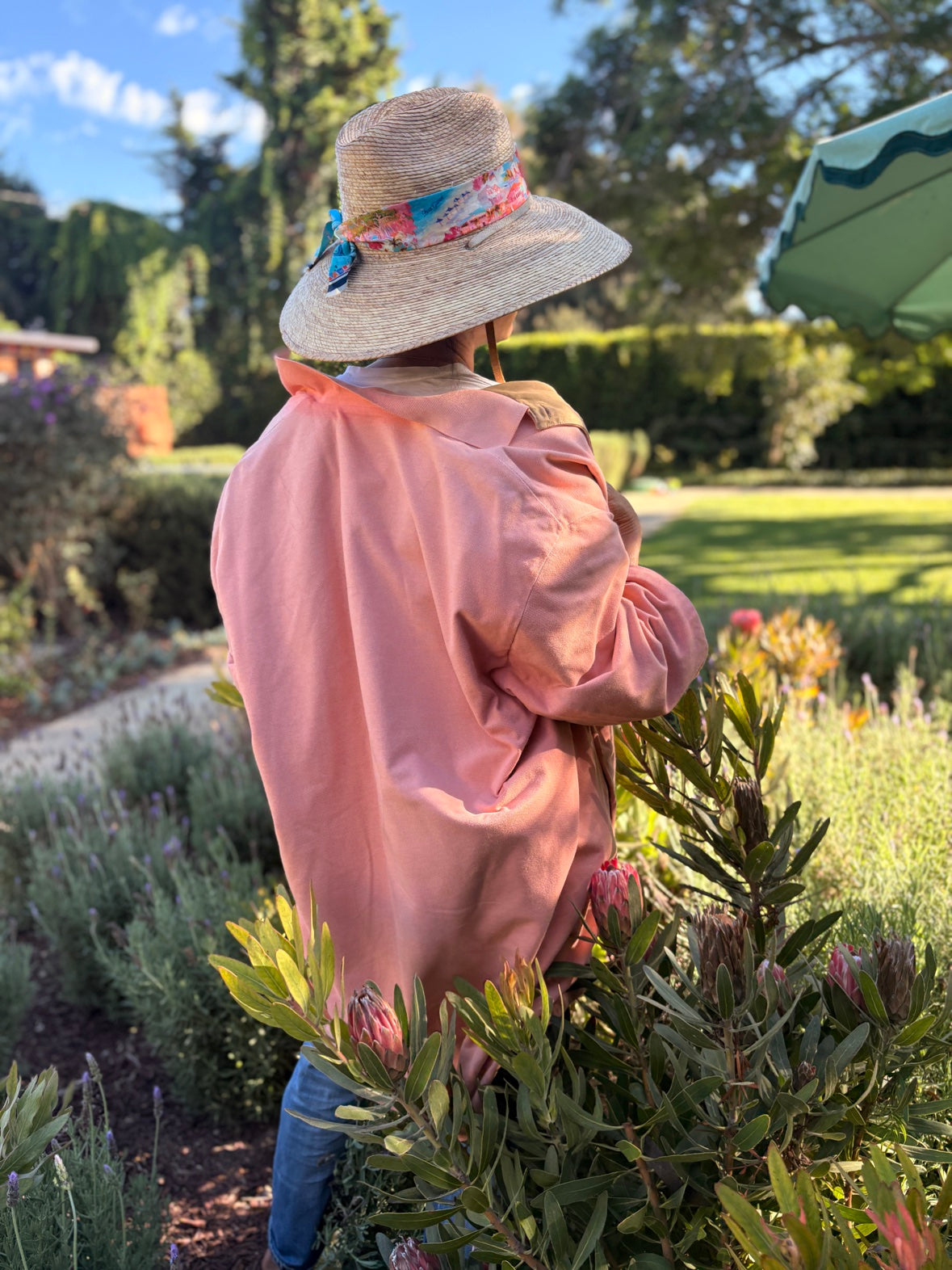 Boca Grande Twilly styled as hat band